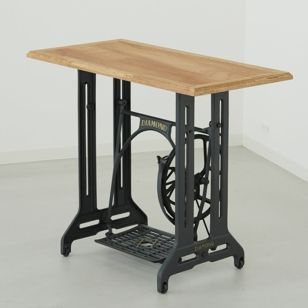 Antique sewing machine table Coudre