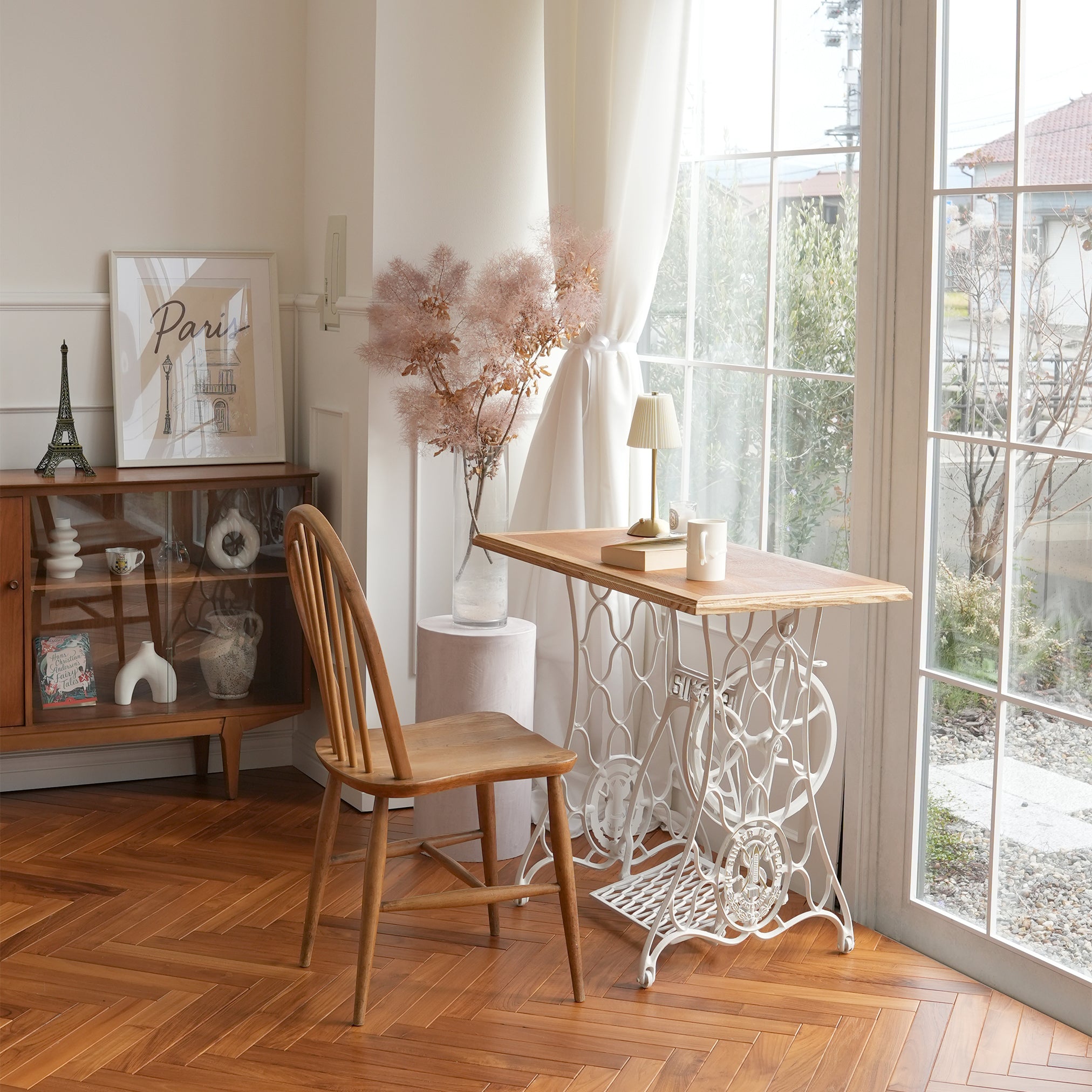 Antique sewing machine table Coudre