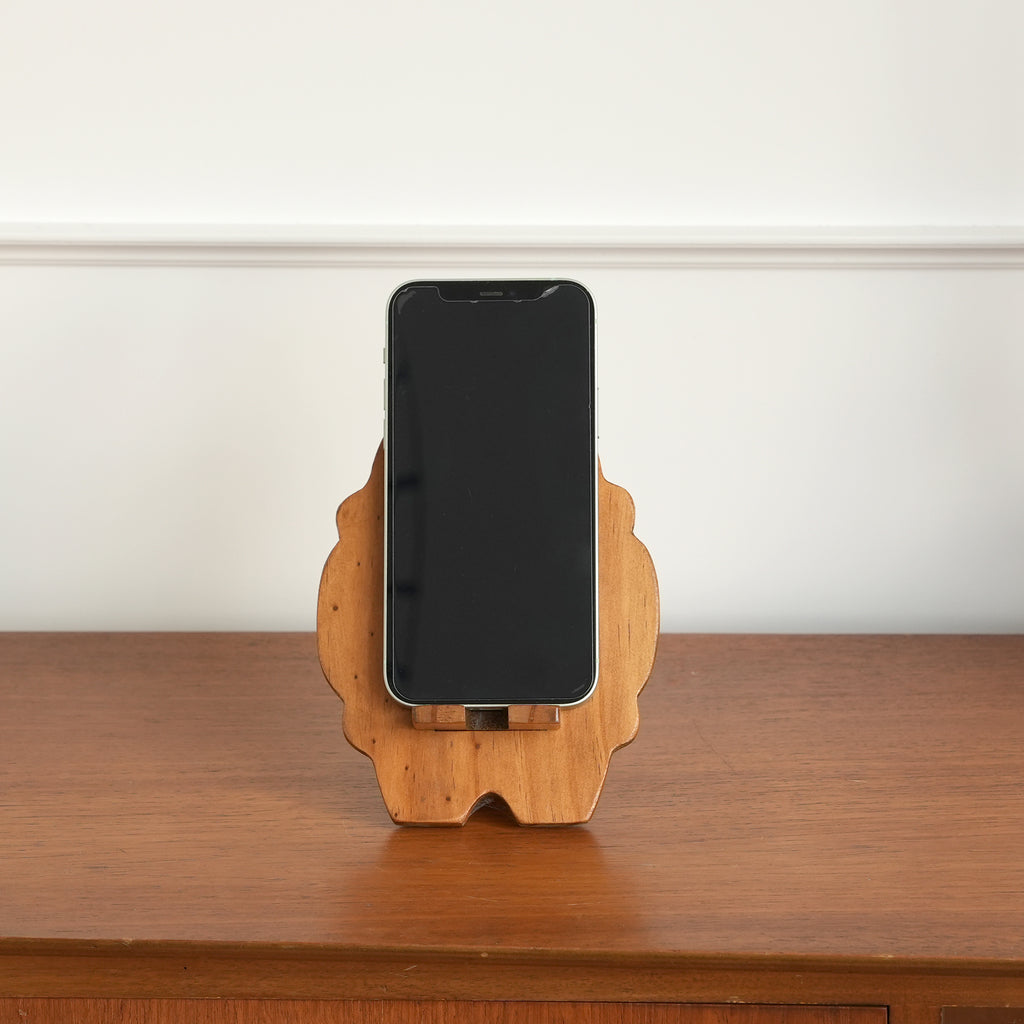 Pine wood smart phone stand