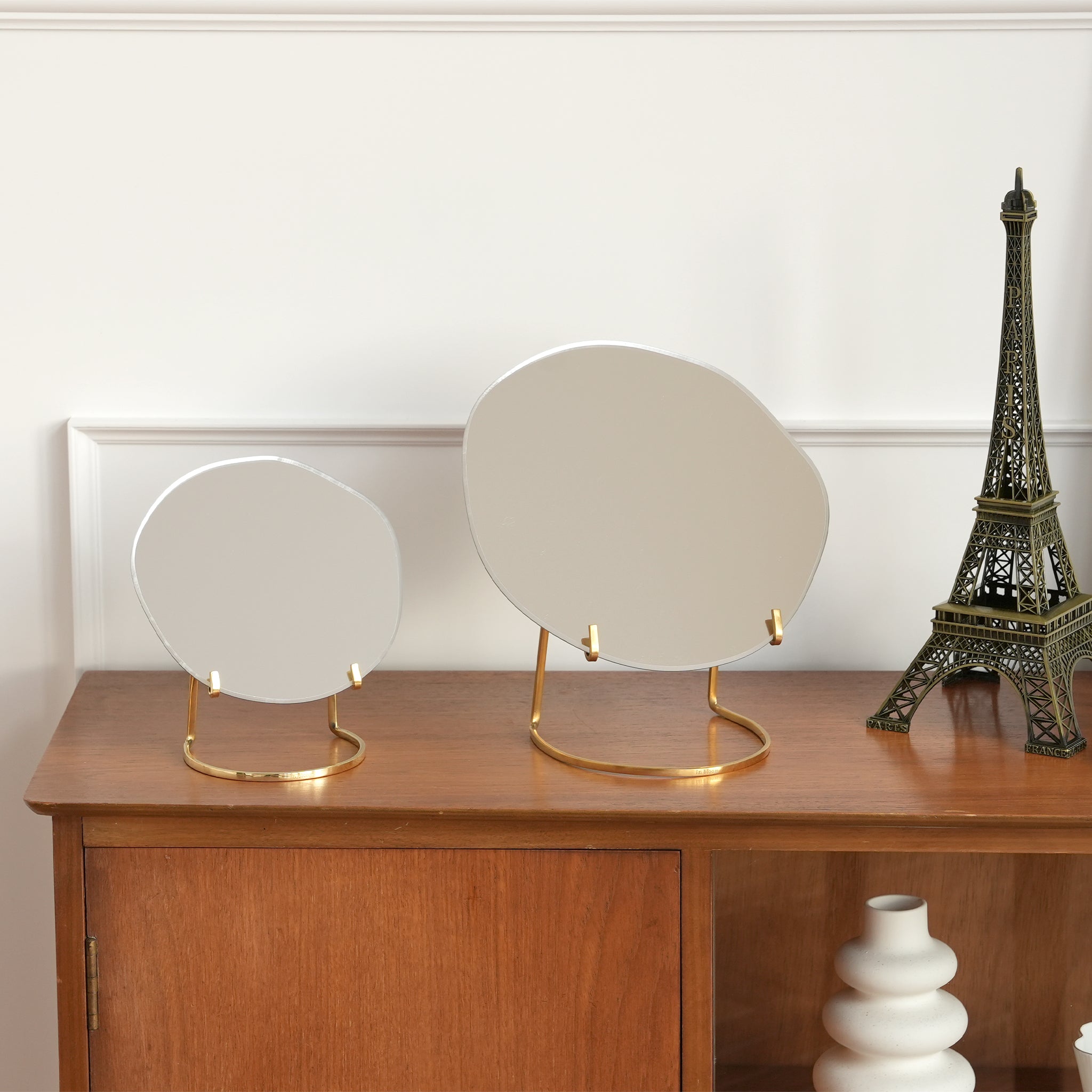 Brass Stand Mirror (S/L)